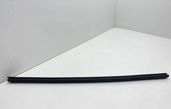 Seat Leon (5F) Rubber seal front door window/glass 5F4837471