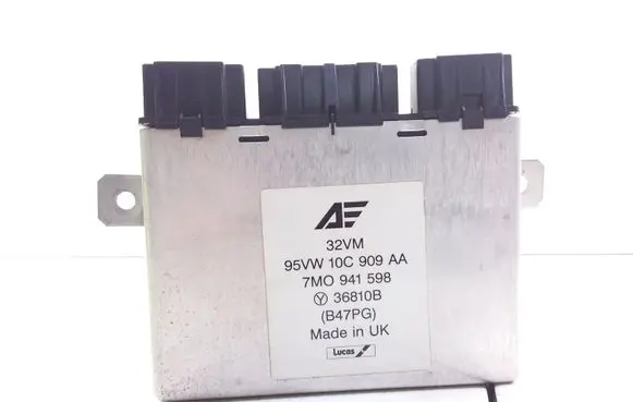 Volkswagen Sharan Central body control module 7M0941598 95VW10C909AA