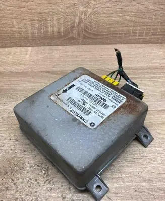 Chrysler Voyager Engine control unit/module ECU 04686256 0285001093