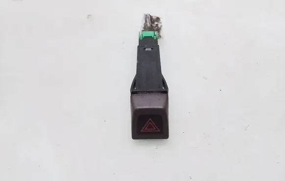 Volvo V50 Hazard light switch