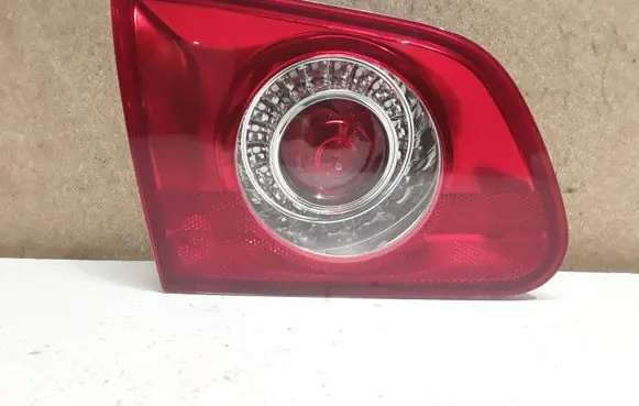 Volkswagen PASSAT B6 Tailgate rear/tail lights 3C9945093
