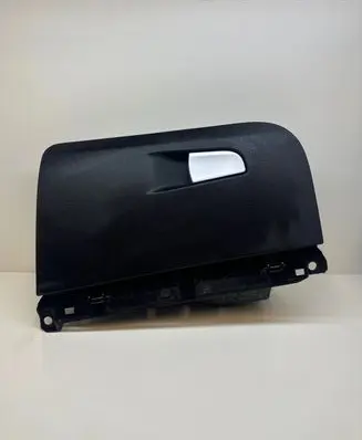 Alfa Romeo Giulia Glove box 1829283X T0523211