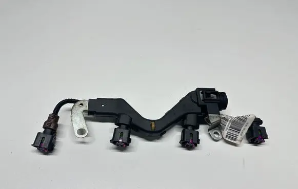 Opel Insignia A Fuel injector wires 55567592