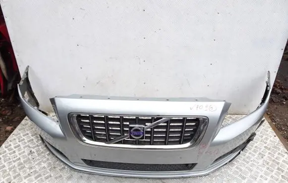Volvo V70 Front bumper