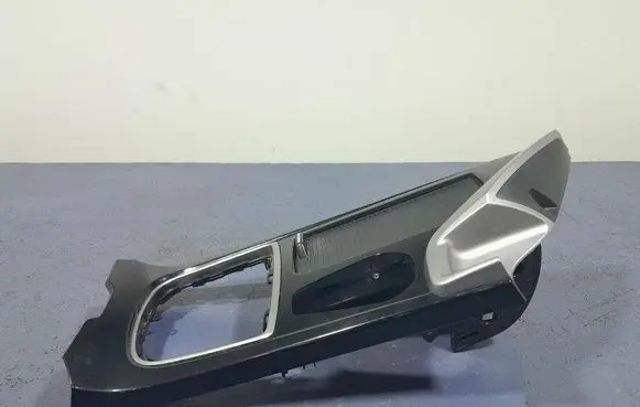 Hyundai i40 Other sill/pillar trim element 84670-3Z000