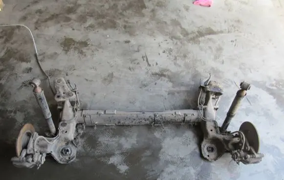 Opel Crossland X Rear axle beam 