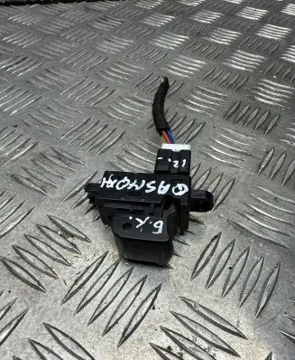 Nissan Qashqai Electric window control switch 25411BR00A 1722