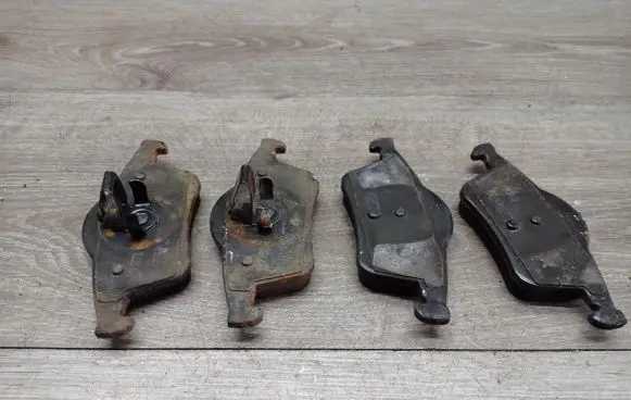Volvo S60 Brake pads (front) 