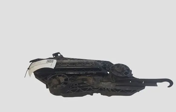 Skoda Octavia Mk2 (1Z) Headlight/headlamp mounting bracket 17035201