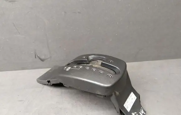 Audi A6 S6 C5 4B Gear shifter surround trim plastic 4B0713111AH