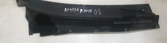 Nissan Almera Wiper trim 668622m110 66862-2m110