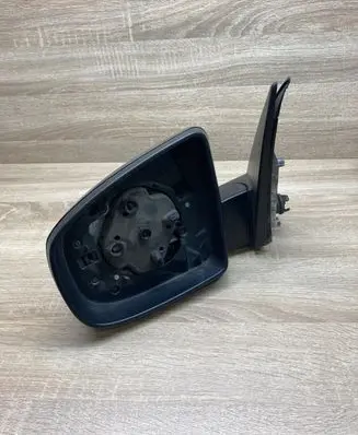 BMW X5 E70 Front door electric wing mirror 7136887 607097