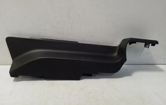 Volvo XC90 Rear seat side bottom trim 39829395