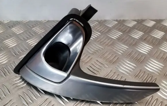 Nissan Primera Rear door interior handle Z50252000