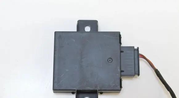 Audi A5 8T 8F Other devices 7L0907719A