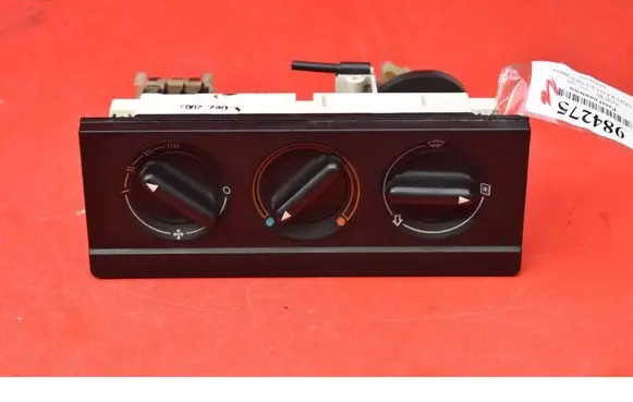 Audi 80 90 S2 B4 Climate control unit 8A1819073