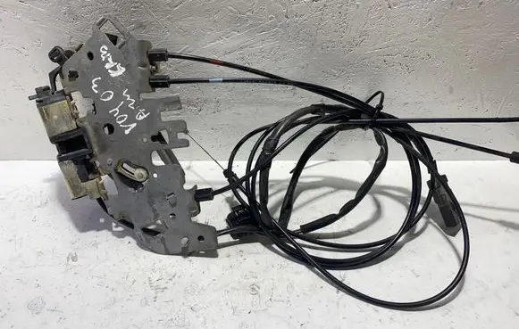 Chrysler Voyager Rear door lock 592AFA