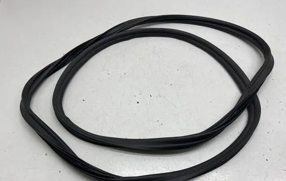 Renault Kadjar Trunk rubber seal (body) 