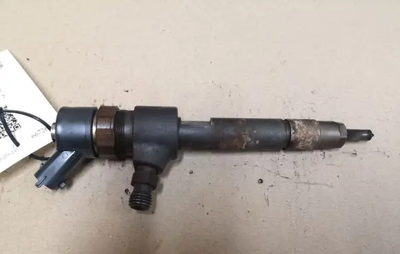 Opel Zafira B Fuel injector 0445110276