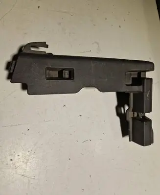 Volkswagen Touran II Other trunk/boot trim element 1T0857565F