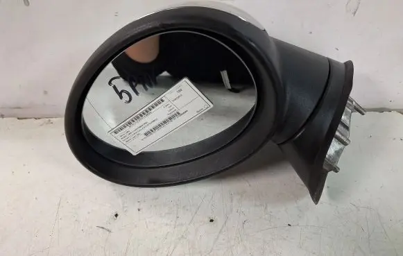 Mini Cooper Countryman R60 Front door electric wing mirror