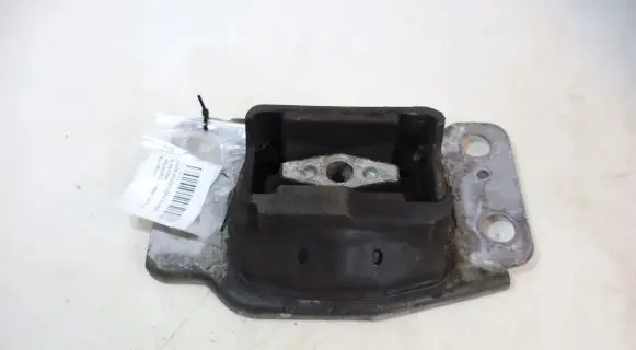 Ford Mondeo MK V Engine mount vacuum valve 