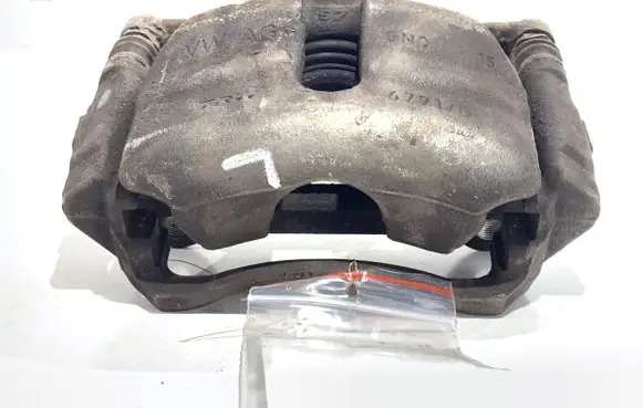 Seat Leon (5F) Front brake caliper 