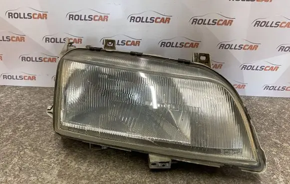 Volkswagen Sharan Headlight/headlamp 0301048302