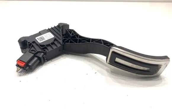 Skoda Octavia Mk4 Accelerator throttle pedal 5Q1723503K