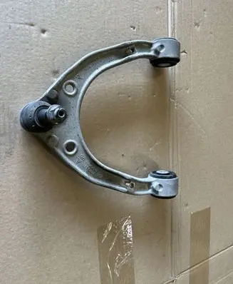 Volkswagen Touareg II Front upper control arm/wishbone 7P0407021 K195303