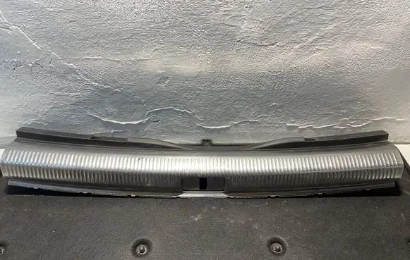Volkswagen PASSAT B6 Trunk/boot sill cover protection 3C9863459