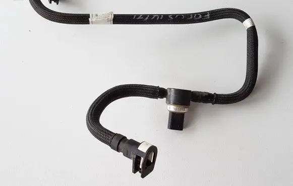 Ford Focus Fuel line pipe JX619J280CA