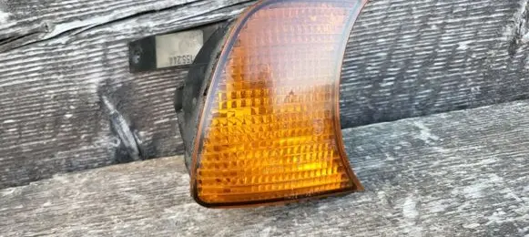 BMW 5 E34 Front indicator light 63131384034