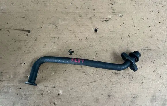 Mercedes-Benz Sprinter W901 W902 W903 W904 Turbo turbocharger oiling pipe/hose