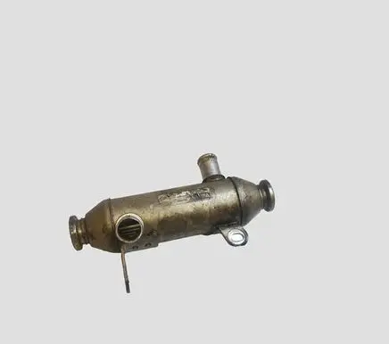 Peugeot 607 EGR valve cooler 861058Z