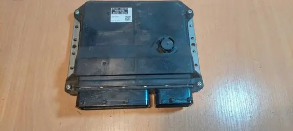 Lexus CT 200H Engine control unit/module ECU 89661-76180 275600-3270