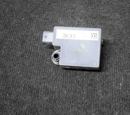 Tesla Model 3 Other devices 109785500F
