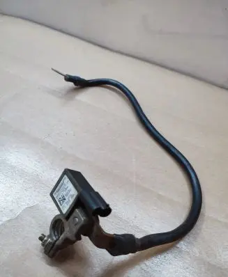 Mercedes-Benz E W212 Positive cable (battery) A0009052902