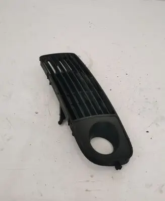 Audi A6 S6 C5 4B Front bumper lower grill 4B0807681J