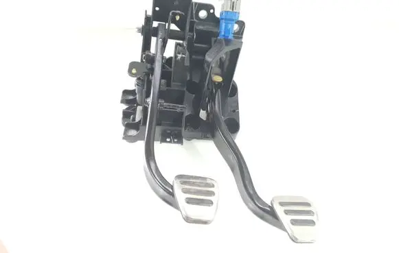 Ford Mustang VI Brake pedal JR3Z-2455-B FR3C-2450-DH