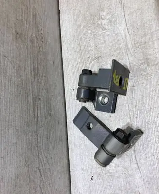 Mini Clubman F54 Rear door hinge set 7246061