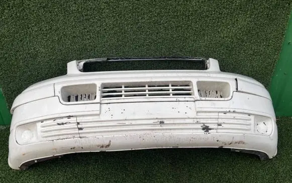 Volkswagen Transporter - Caravelle T5 Front bumper 7H0807101D