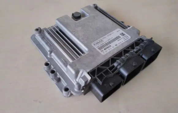 Land Rover Freelander 2 - LR2 Engine control unit/module DH5212C520VA 0281019361