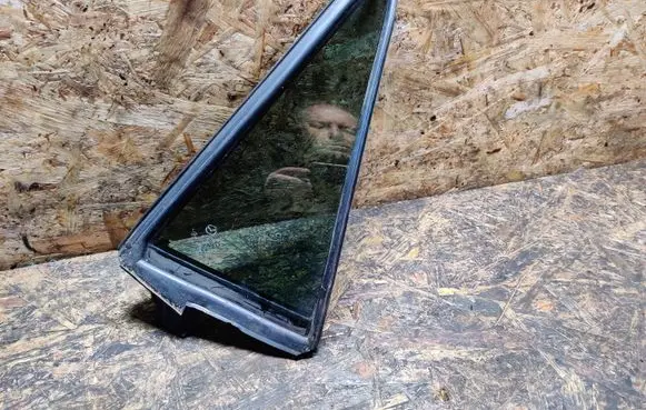 Mazda 6 Rear vent window glass K4203
