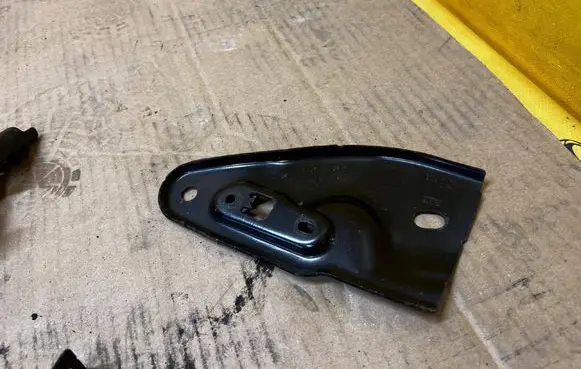 Ford Bronco Other exterior part MB3C-5F147-R MB3C5F147R