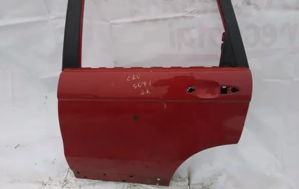 Honda CR-V Rear door raudona