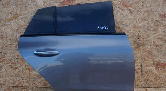 Mercedes-Benz CLA C117 X117 W117 Rear door 