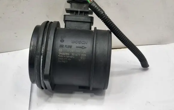 Volvo XC90 Mass air flow meter 30677999