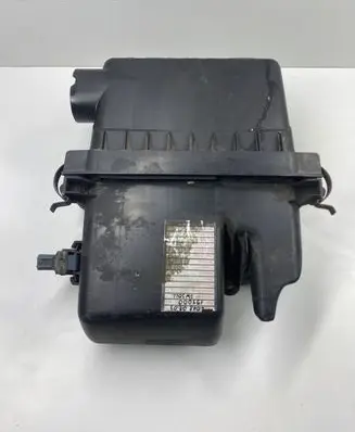 Toyota Yaris Air filter box 2202023010 1001405220