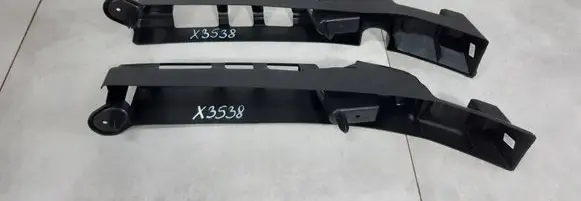 Dacia Sandero III Front bumper mounting bracket 620939601R